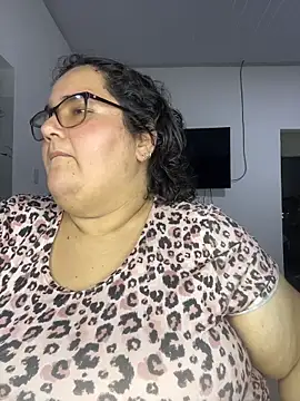 Snapshot of Mariana_cooper_07 chatting on 12/17/25, 10:15 Mariana cooper 07 online show from 12/17/25, 10:15