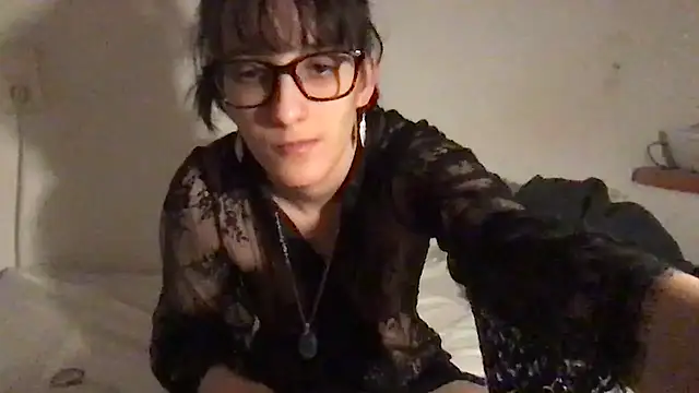 kimii222409 online show from 11/28/25, 08:42