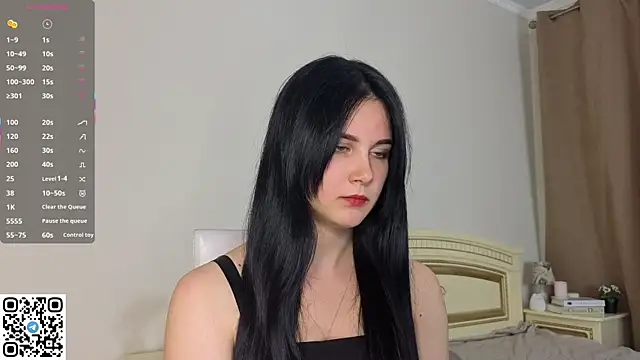 EnricaElis online show from 10/02/25, 08:01