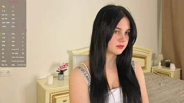 EnricaElis online show from 10/26/25, 08:53