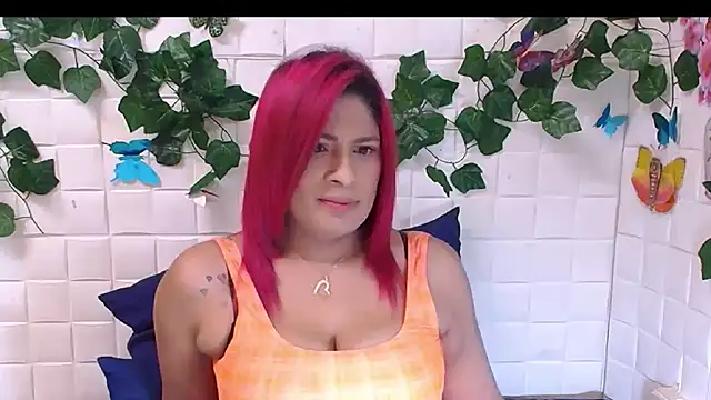 Snapshot of IndianStunner69 chatting on 10/20/25, 05:53 IndianStunner69 online show from 10/20/25, 05:53