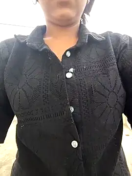 HOTSEXY KAVYA online show from 08/06/26, 03:56