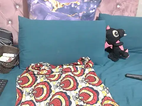 BIG BOOBSxXxX online show from 05/23/26, 06:18