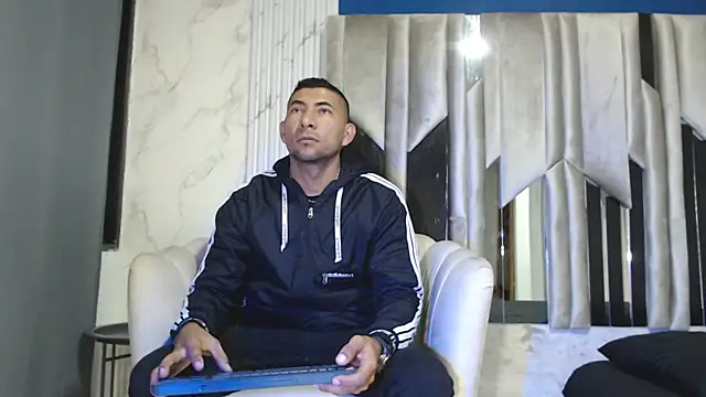 Snapshot of Morganandmegan chatting on 09/29/25, 11:16 Morganandmegan online show from 09/29/25, 11:16