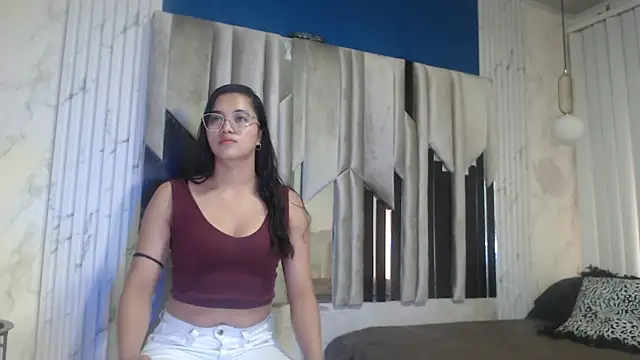 Snapshot of Morganandmegan chatting on 10/04/25, 11:23 Morganandmegan online show from 10/04/25, 11:23