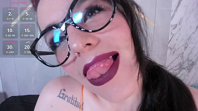 IsisNoir online show from 01/13/26, 07:51