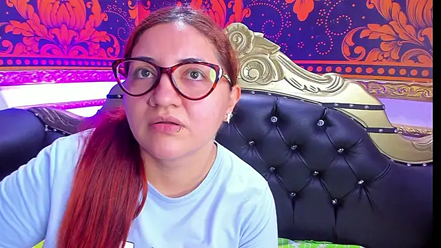 Snapshot of mishell_lovely chatting on 09/24/25, 02:34 mishell lovely online show from 09/24/25, 02:34