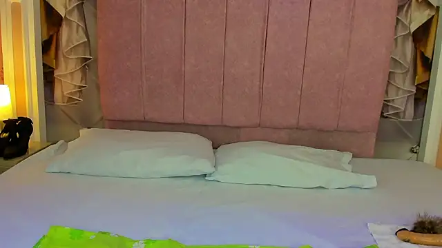 mishell lovely online show from 02/12/26, 01:44