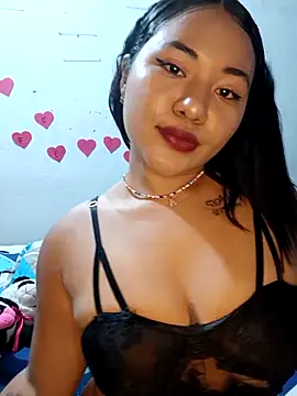 Snapshot of sofiaxxxxkl chatting on 11/15/25, 01:59 sofiaxxxxkl online show from 11/15/25, 01:59