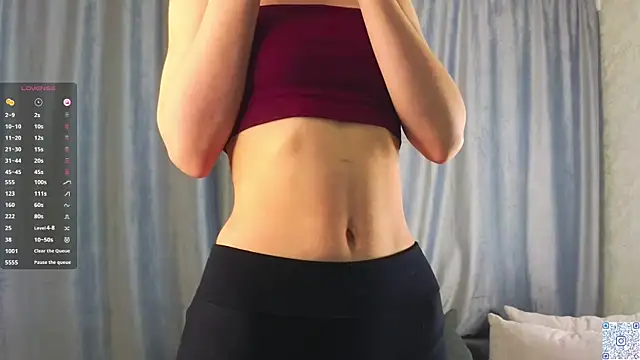 Snapshot of FloraNesli chatting on 12/21/25, 06:15 FloraNesli online show from 12/21/25, 06:15