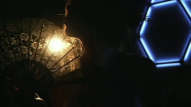 Snapshot of Alvuwkaa chatting on 10/14/25, 08:48 Alvuwkaa online show from 10/14/25, 08:48