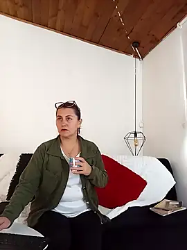 D Martii online show from 10/25/25, 01:01