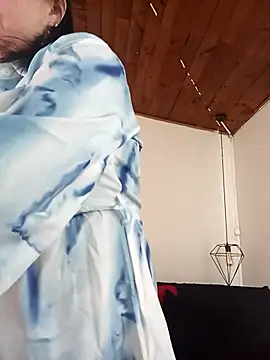 D Martii online show from 10/27/25, 01:23