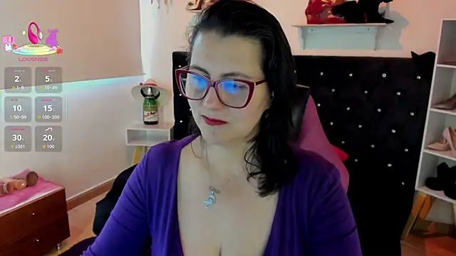 D Martii online show from 09/28/25, 01:51