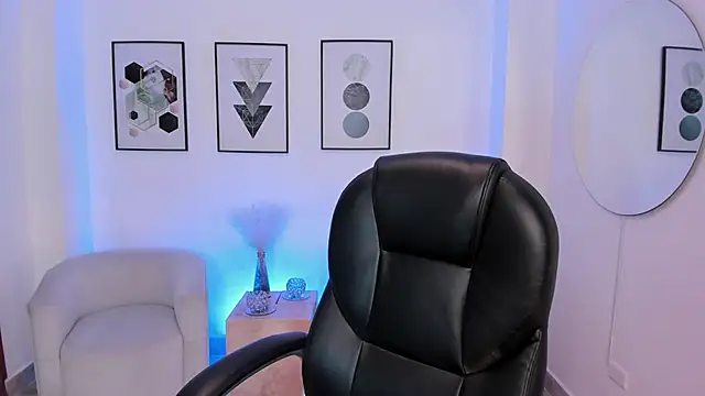 Snapshot of Beverly_johnson chatting on 02/06/26, 03:57 Beverly johnson online show from 02/06/26, 03:57