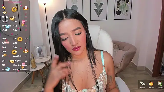 Beverly johnson online show from 10/17/25, 03:43