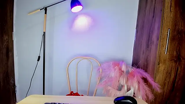 khate smith online show from 02/13/26, 04:29