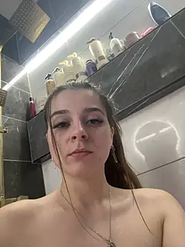 LilyIrons online show from 03/11/26, 06:13