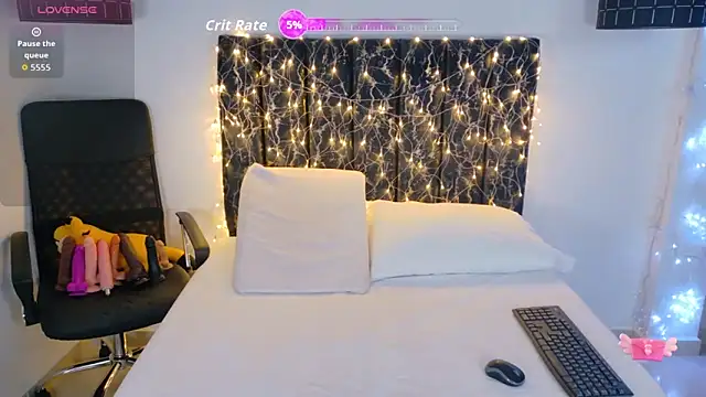 Snapshot of evvaa_moon69 chatting on 11/27/25, 12:27 evvaa moon69 online show from 11/27/25, 12:27