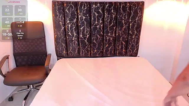 evvaa moon69 online show from 04/30/26, 12:34