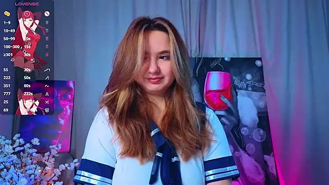 Snapshot of LucilleMcBride chatting on 11/15/25, 07:01 LucilleMcBride online show from 11/15/25, 07:01