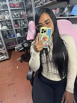 GiaDuque online show from 02/25/26, 12:49