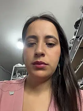 GiaDuque online show from 12/15/25, 10:54