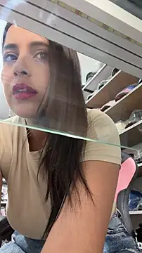 GiaDuque online show from 04/15/26, 12:32