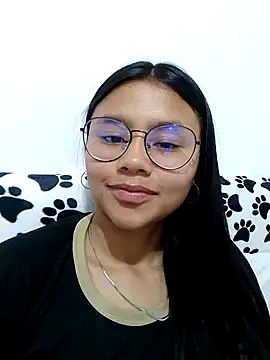 SofieLove 01 online show from 03/27/26, 08:11