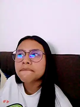 SofieLove 01 online show from 03/15/26, 09:55