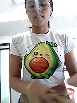 SofieLove 01 online show from 04/09/26, 08:26