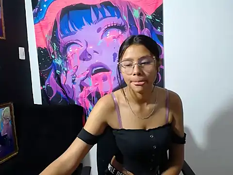 Snapshot of SofieLove_01 chatting on 11/06/25, 07:01 SofieLove 01 online show from 11/06/25, 07:01