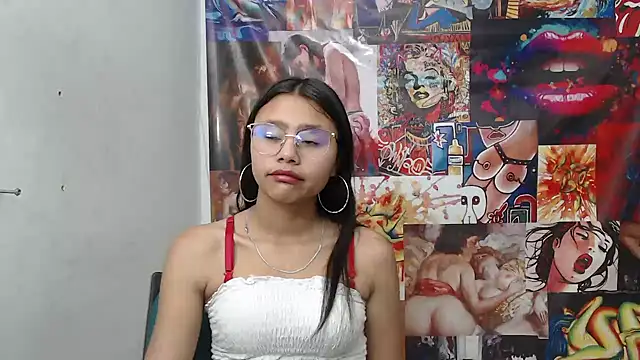 Snapshot of SofieLove_01 chatting on 09/17/25, 09:55 SofieLove 01 online show from 09/17/25, 09:55