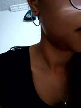 SofieLove 01 online show from 03/08/26, 07:39