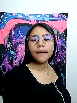 SofieLove 01 online show from 01/14/26, 08:18
