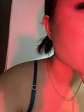 Tokio-Shuang online show from 11/05/25, 03:31