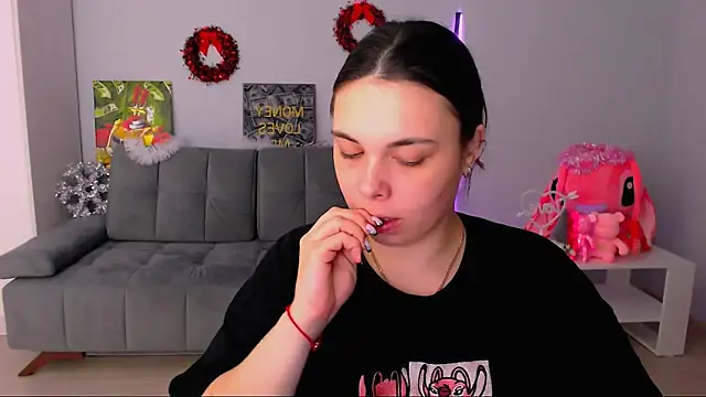 queenofthesense  online show from 12/01/25, 01:56