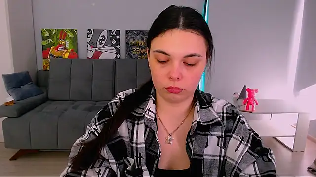 Snapshot of queenofthesense_ chatting on 02/18/26, 09:17 queenofthesense online show from 02/18/26, 09:17