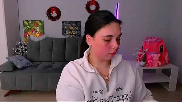 queenofthesense  online show from 12/05/25, 05:00