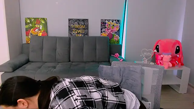 Snapshot of queenofthesense_ chatting on 02/13/26, 10:37 queenofthesense online show from 02/13/26, 10:37