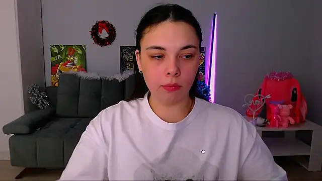 queenofthesense  online show from 11/21/25, 10:14