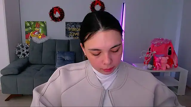 queenofthesense  online show from 12/04/25, 08:57