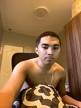 pinoyAdrianneXXX online show from 09/18/25, 04:04