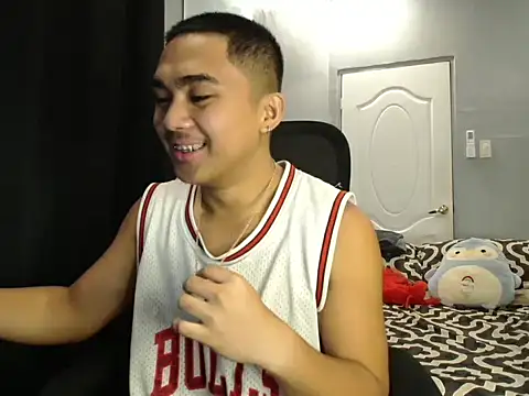 pinoyAdrianneXXX online show from 10/03/25, 12:36