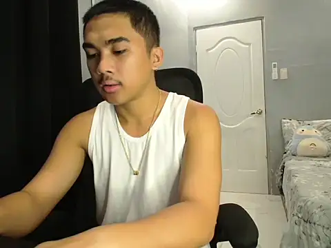 pinoyAdrianneXXX online show from 10/15/25, 01:59