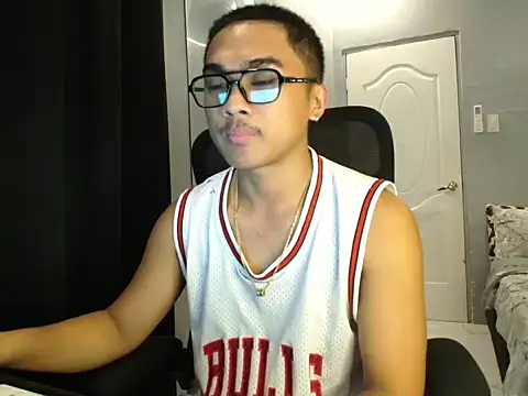 pinoyAdrianneXXX online show from 10/13/25, 02:13