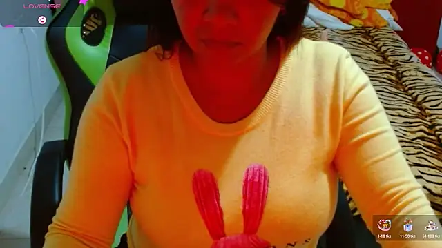 hiilarybrown online show from 11/06/25, 03:32