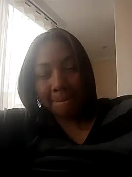 hiilarybrown online show from 02/17/26, 05:21