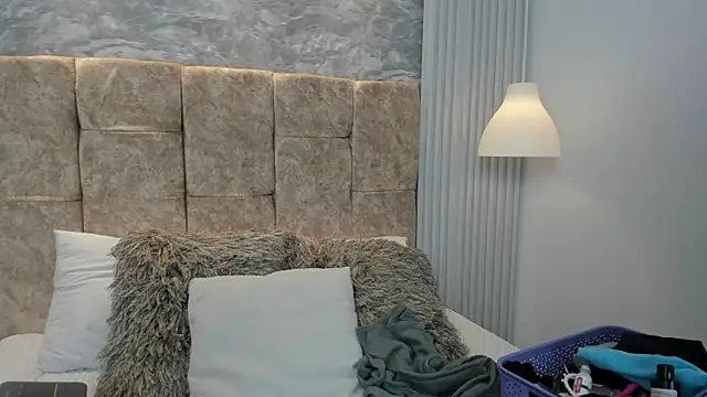 Snapshot of leilapons chatting on 09/16/25, 04:41 leilapons online show from 09/16/25, 04:41