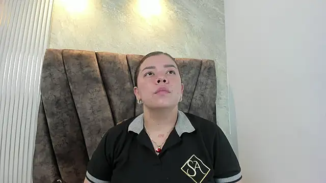 Snapshot of leilapons chatting on 11/05/25, 05:16 leilapons online show from 11/05/25, 05:16